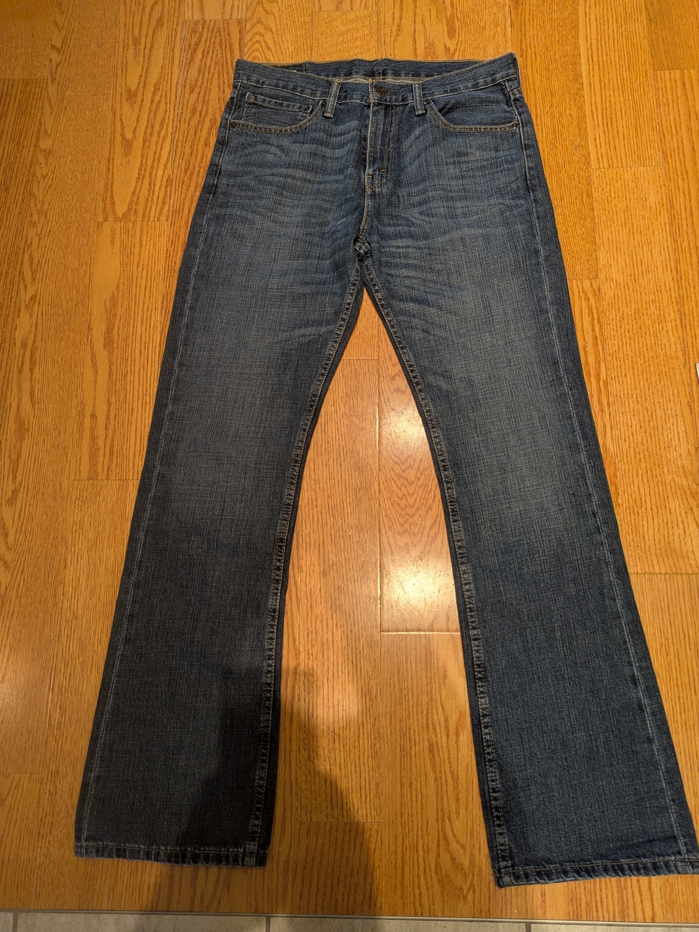 Levi's Men's Bootcut Jeans — Classic Blue Denim